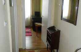 De inchiriat 2 camere, 52 mp, decomandat, zona Hotel Opal