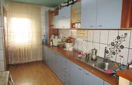 Apartament 2 camere, 52,5 mp, decomandat, boxa subsol, parcare, zona Kaufland