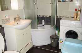 Apartament 2 camere, 52,5 mp, decomandat, boxa subsol, parcare, zona Kaufland