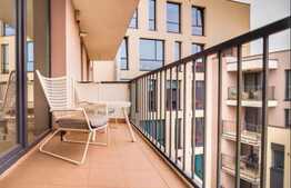 Apartament modern cu 3 camere, 82 mp, balcon, garaj, zona Platinia Mihai Viteazu