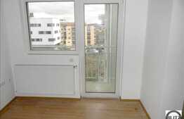 Apartament de vanzare, 2 camere decomandate, zona Mihai Romanul. Terasa  7 mp!