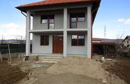 Casa individuala de vanzare de 108 mp utili, teren de 500 mp! Zona Luna de Sus!