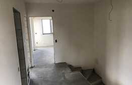 Duplex de 136 mp utili, teren de 240 mp! Zona de case!