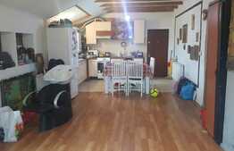 Apartament de vanzare, 3 camere, 68 mp, boxa, loc de parcare!