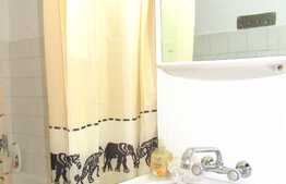 Apartament 2 camere, decomandat, 55 mp, parcare, zona Kaufland