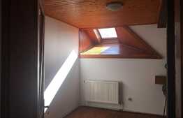 Apartament pe doua niveluri, 137.92 mp, boxa, zona strazii Motilor