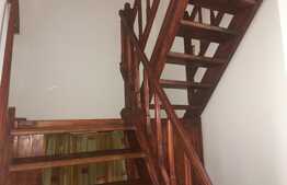 Apartament pe doua niveluri, 137.92 mp, boxa, zona strazii Motilor