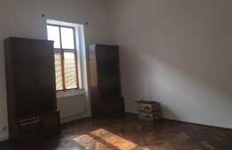 Apartament pe doua niveluri, 137.92 mp, boxa, zona strazii Motilor