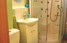 De vanzare 4 camere, 100 mp, parcare, zona Electrica