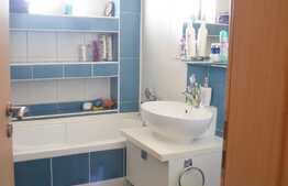 De vanzare 4 camere, 100 mp, parcare, zona Electrica