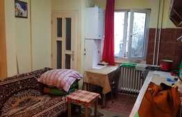 De vanzare 3 camere, 75 mp, 2 boxe, zona strazii Agricultorilor