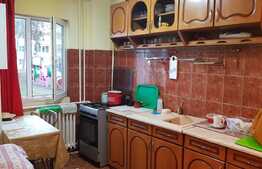 De vanzare 3 camere, 75 mp, 2 boxe, zona strazii Agricultorilor