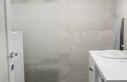 Apartament 3 camere, 57 mp, parcare, zona Platinia