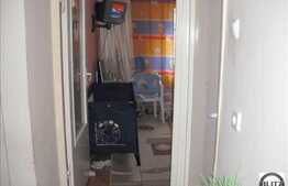 Expunere Estica! 3 cam decomandate!