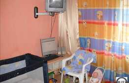 Expunere Estica! 3 cam decomandate!