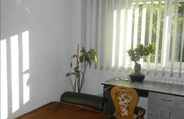 Apartament 3 camere decomandate, garaj, mobilat complet, zona Billa