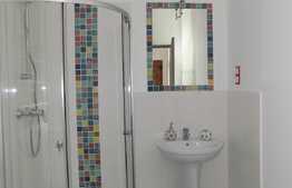 Casa de inchiriat, 60 mp, parcare, recent renovata, zona Intersevisan