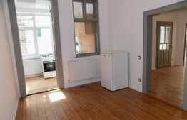 Casa de inchiriat, 60 mp, parcare, recent renovata, zona Intersevisan