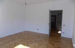 Casa de inchiriat, 60 mp, parcare, recent renovata, zona Intersevisan