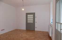 Casa de inchiriat, 60 mp, parcare, recent renovata, zona Intersevisan
