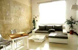 Apartament 1 camera + mezanin, 54 mp, zona Bulevardul Eroilor