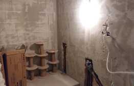 Garsoniera 44 mp, imobil nou, etaj intermediar, zona strazii Traian