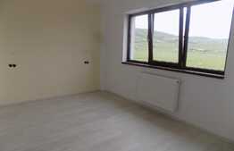 De vanzare 2 camere, decomandat, 54 mp, garaj! Zona strazii Urusagului!