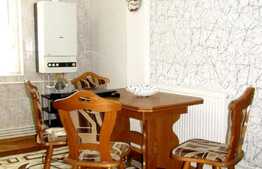 Apartament 3 camere, decomandat, garaj, zona Kaufland