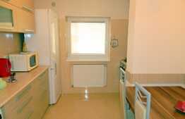 Apartament 3 camere, 70 mp, decomandat, prima inchiriere, garaj, zona Profi