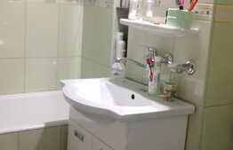 Garsoniera 29 mp, etaj intermediar, zona strazii Parang