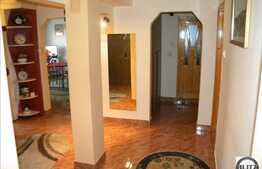 Vanzare apartament 4 camere, cu garaj si boxa la subsol, zona strazii Mehedinti