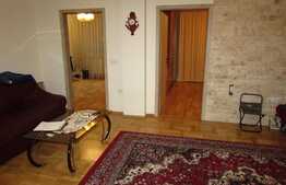 Apartament de vanzare 3 camere, 68 mp, loc de parcare cu CF, zona strazii Cetatii