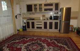 Apartament de vanzare 3 camere, 68 mp, loc de parcare cu CF, zona strazii Cetatii