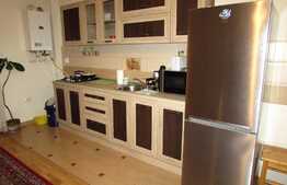 Apartament de vanzare 3 camere, 68 mp, loc de parcare cu CF, zona strazii Cetatii