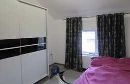 Apartament 3 camere + nisa de dormit, 80 mp, parcare, zona Aleea Tazlau