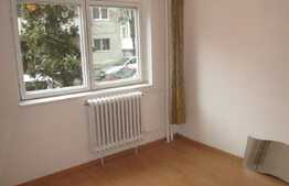 Apartament 4 camere, 77 mp, decomandat, zona Big