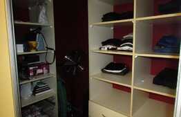 Apartament 2 camere, cochet! Zona strazii Florilor!