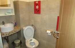 Vanzare apartament cu 3 camere, 79 mp! Zona strazii Stejarului!