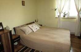 Vanzare apartament cu 3 camere, 79 mp! Zona strazii Stejarului!