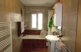 Vanzare apartament cu 3 camere, 79 mp! Zona strazii Stejarului!