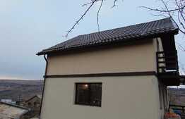 Casa individuala 84 mp utili, teren de 500 mp, front stradal 20 ml