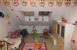 Apartament pe doua niveluri, 125 mp, parcare, zona strazii Campului