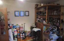 Apartament 3 camere, 72 mp, decomandat, garaj, boxa, zona Sala Sporturilor