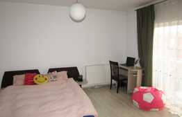 Garsoniera de vanzare, 39 mp, loc de parcare, zona strazii Florilor