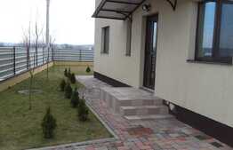 Casa de vanzare 218 mp, teren 381 mp, front 28 ml, zona Ira