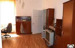 2 camere, 85 mp pe strada Horea.