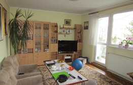 De vanzare 4 camere, 83 mp, boxa, zona strazii Bucium