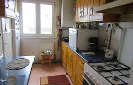 De vanzare 4 camere, 83 mp, boxa, zona strazii Bucium