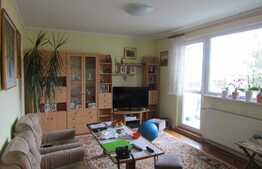 De vanzare 4 camere, 83 mp, boxa, zona strazii Bucium