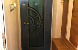 De vanzare apartament 2 camere, etaj intermediar, 28 mp, zona strazii Busteni